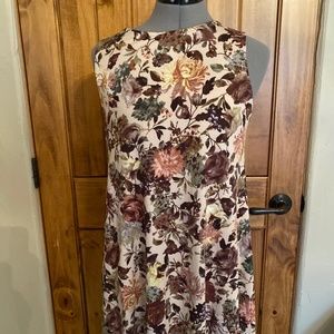 Altar’d State Floral Dress, Back Detail, Like New, Size Small